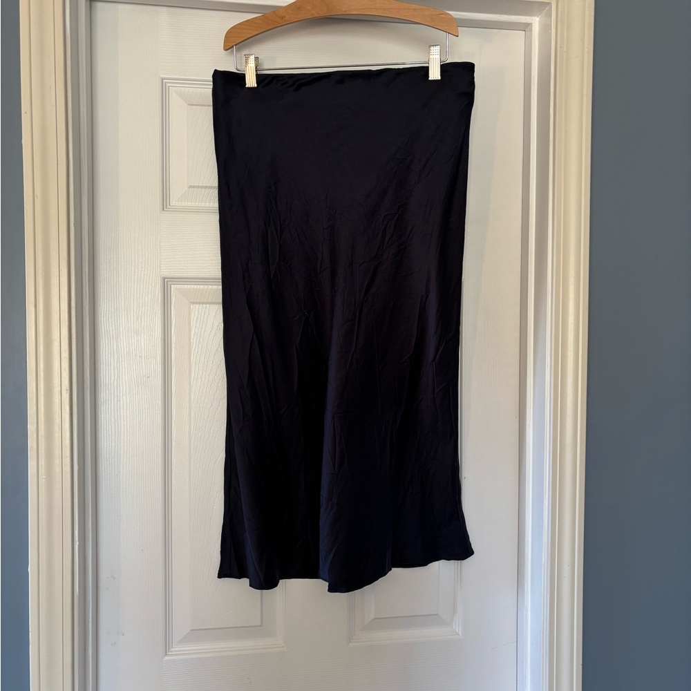 Quince Classic Navy Blue Mulberry Silk Midi Skirt